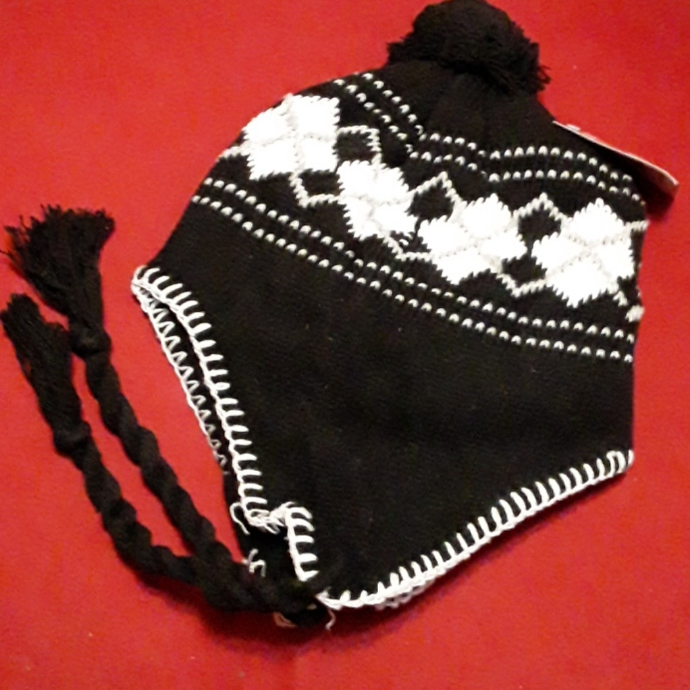 Unisex  Cap Knit with Ties